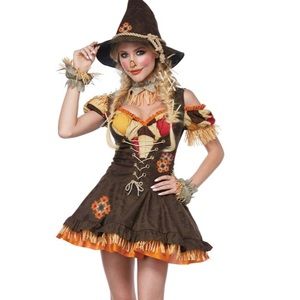 SASSY SCARECROW HALLOWEEN OUTFIT